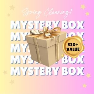 Women’s Accessories Mystery Box!